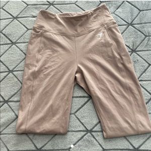 Gym shark leggings with pockets